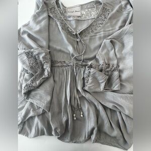 Beautiful Stories Gray Boho Blouse, Long Sleeves, Women’s Medium, Lace Details